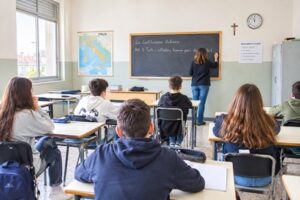 E’ iniziata la scuola del finto diritto allo studio